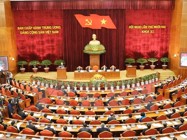 Personnel issue continues to be focused at Party Committee’s meeting ảnh 1
