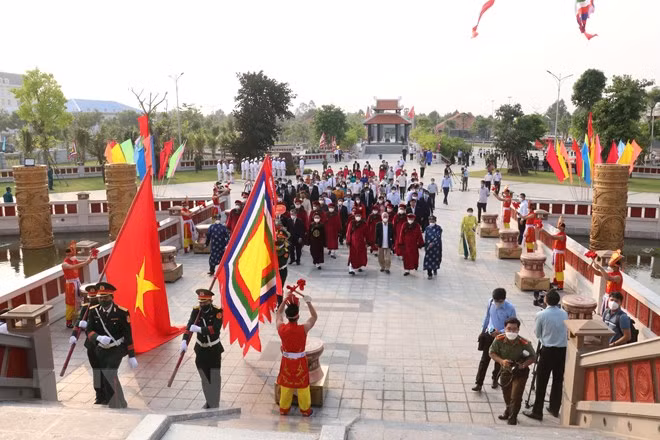 Localities pay tribute to Hung Kings ảnh 2