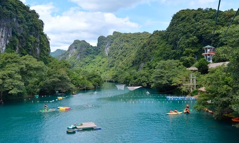 Phong Nha - Ke Bang National Park targets 3 million tourists by 2030 ảnh 2