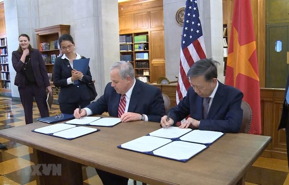 Security ministry seeks to boost cooperation with US law enforcement agencies ảnh 1