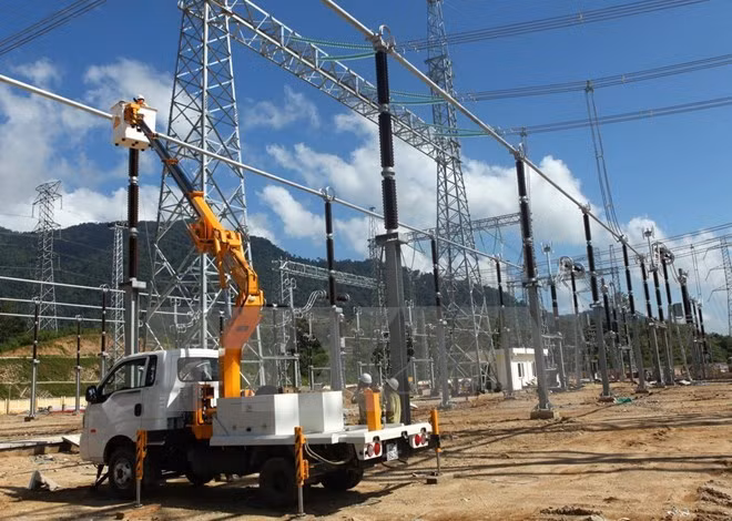 EVN assures power supplies amid prolonged drought ảnh 1 EVN assures power supplies amid prolonged drought ảnh 1
